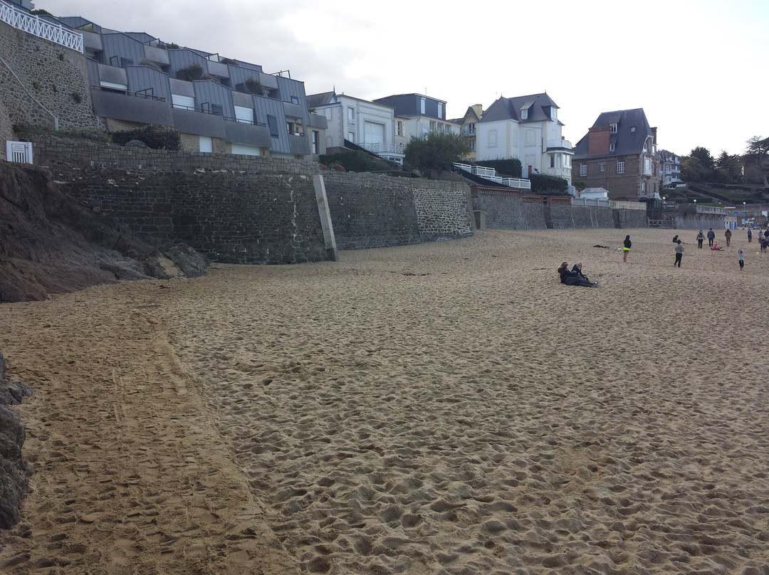 Plage de Saint-Enogat景点图片