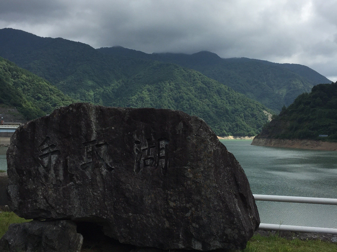 Lake Tedori-白山市必去景点