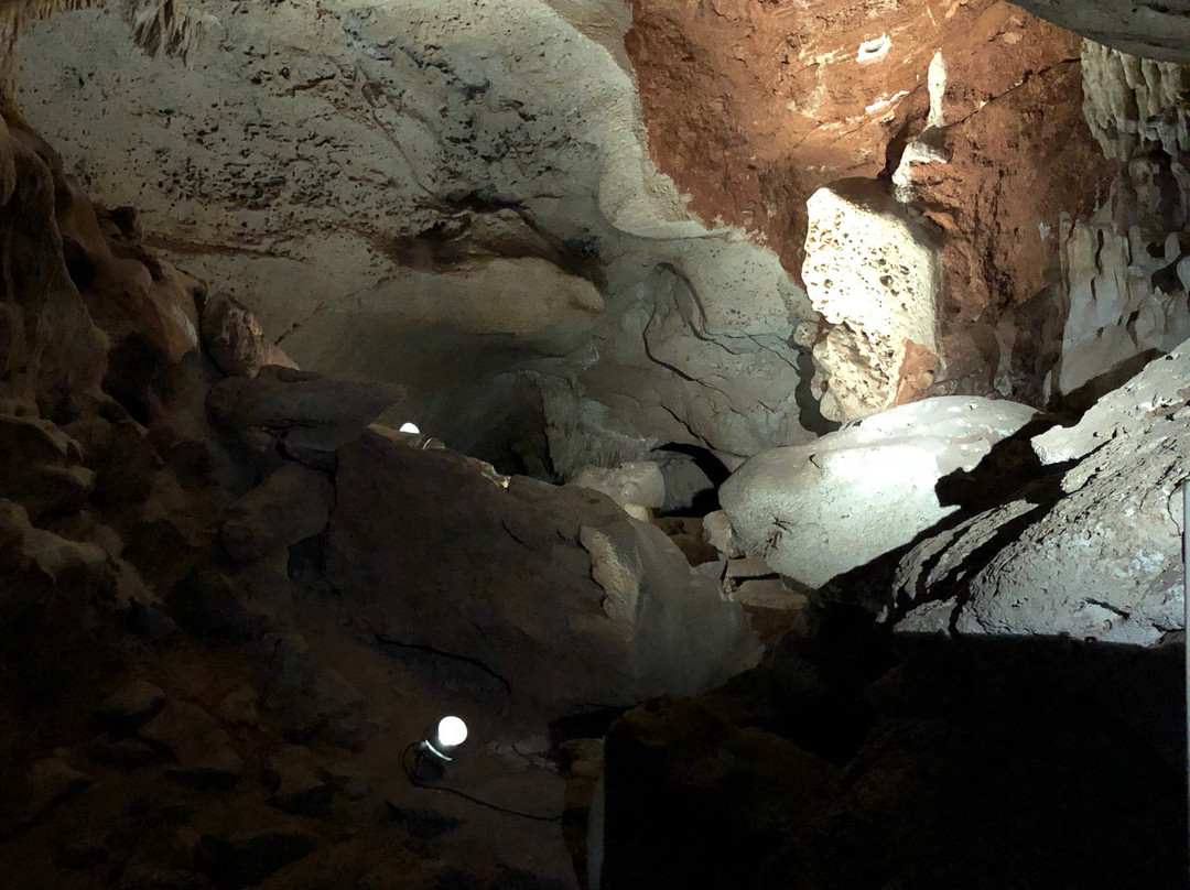 Cuta Cuta Cave-凯瑟琳必去景点