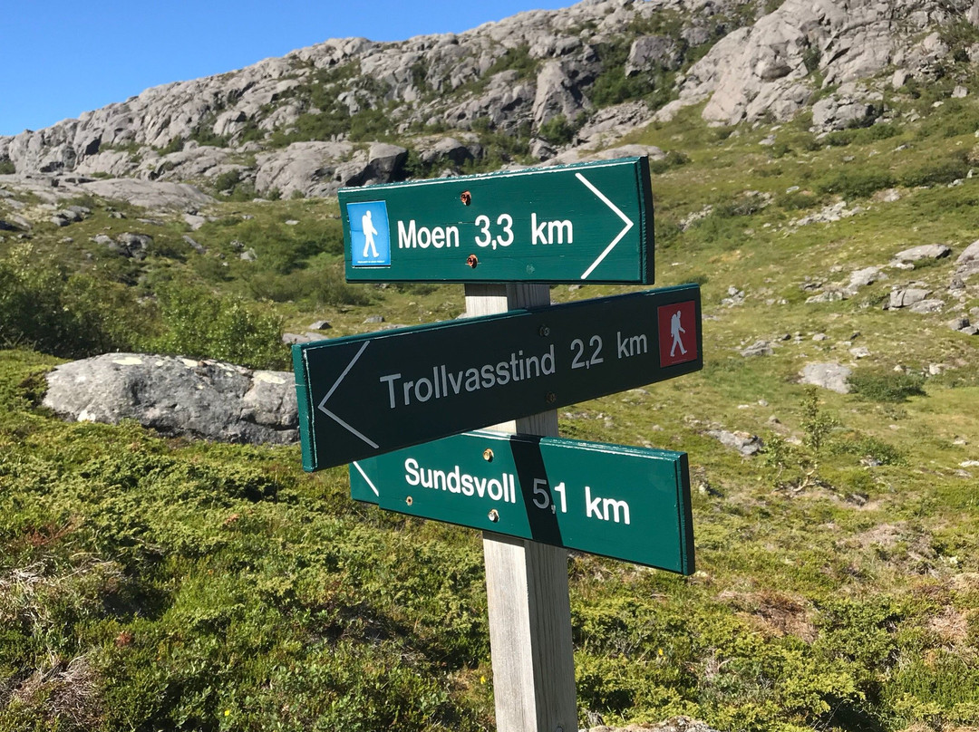 Trollvasstinden景点图片