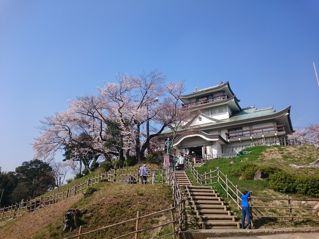 Tokugawa Yoshichika Statue-小牧市必去景点