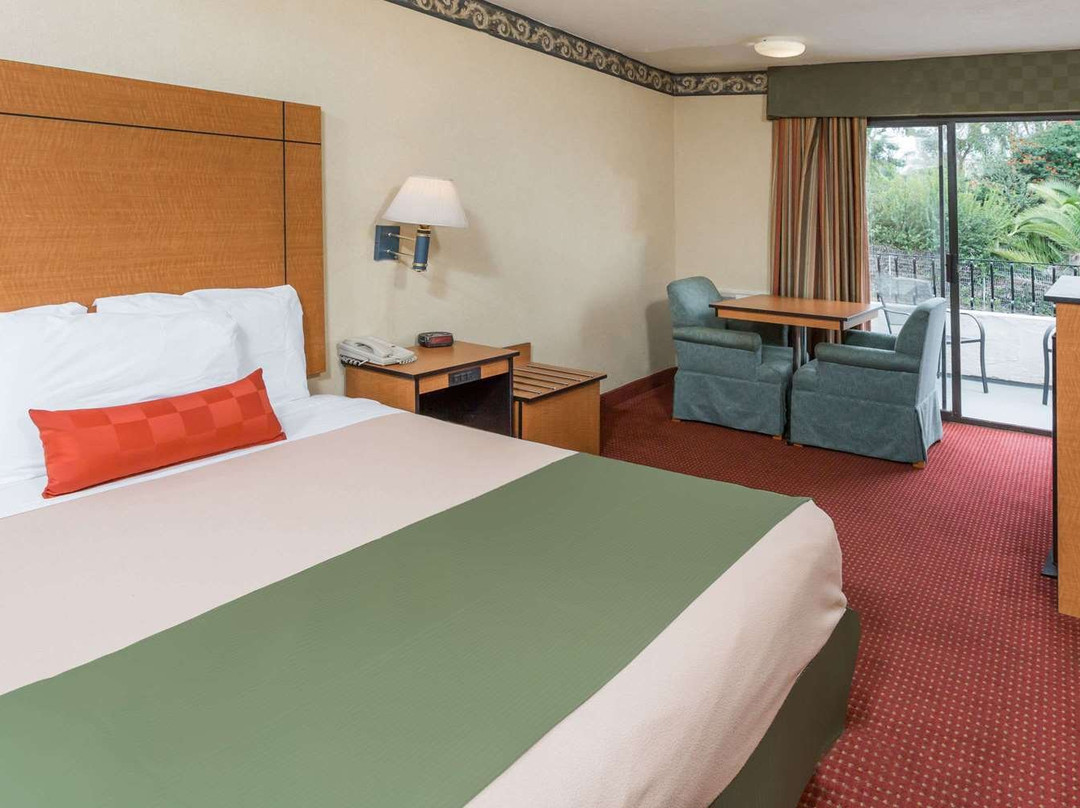 Travelodge by Wyndham San Clemente Beach主图