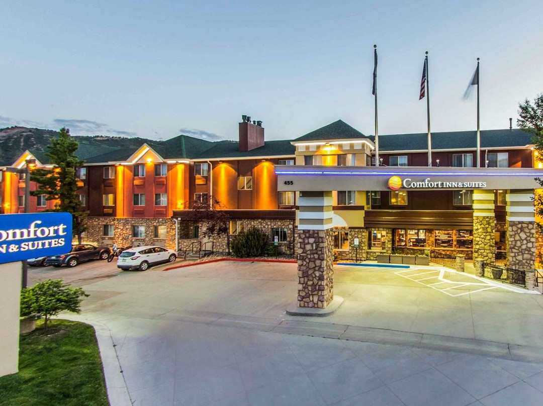 Comfort Inn and Suites Durango主图