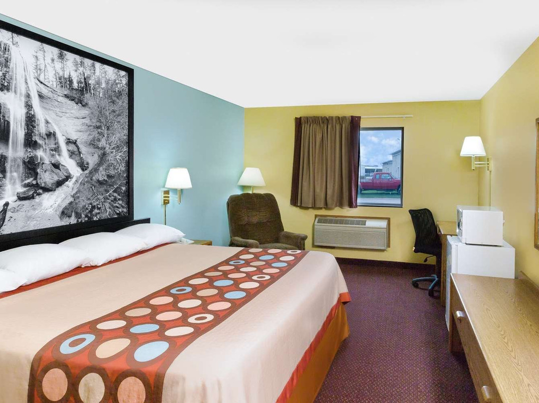 Super 8 by Wyndham Crete主图