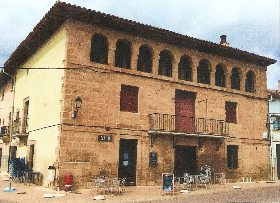 Obanos餐馆和美食-Centro San Guillermo