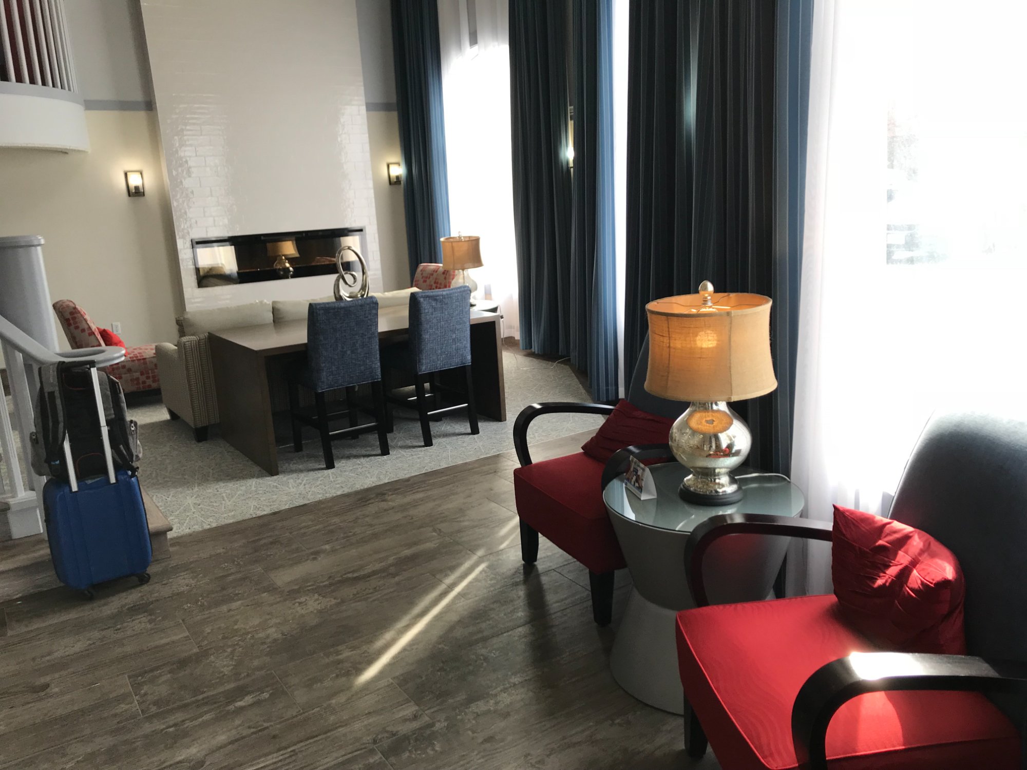 Best Western Plus Regency Inn & Conference Centre-浴室