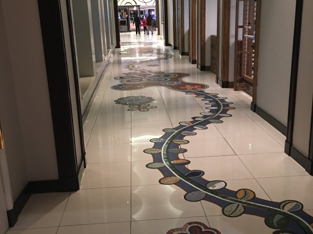 Silverstar Hotel主图