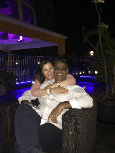 RG Royal Hotel主图