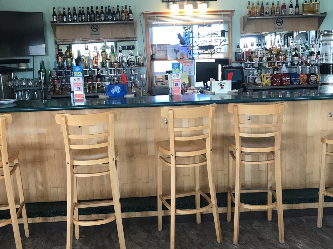 Chaumont餐馆和美食-Bay Breeze Golf Links