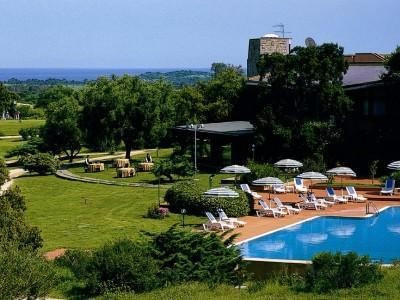 Is Molas Golf Club-普拉必去景点