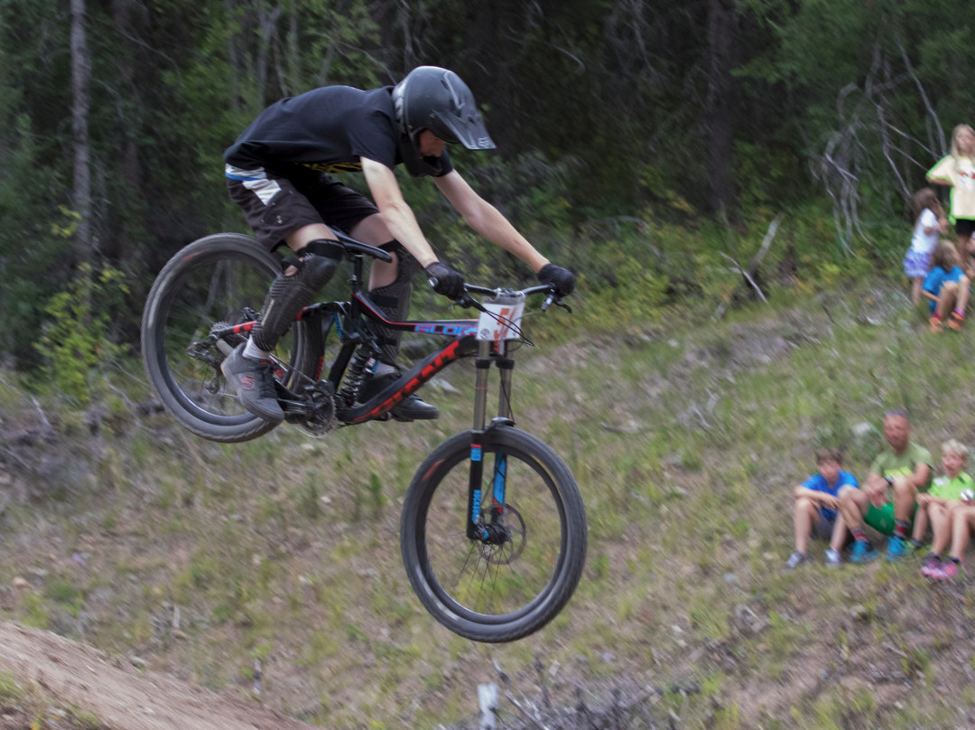 Burns Lake Visitor Centre-Burns Lake必去景点