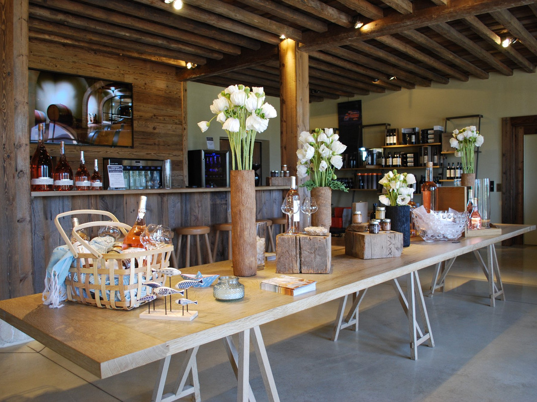 Château Saint-Maur Cru Classé-Cogolin必去景点