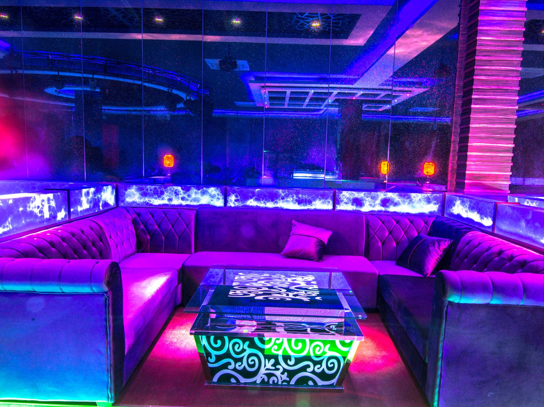 Cockpit Lounge-里朗威必去景点