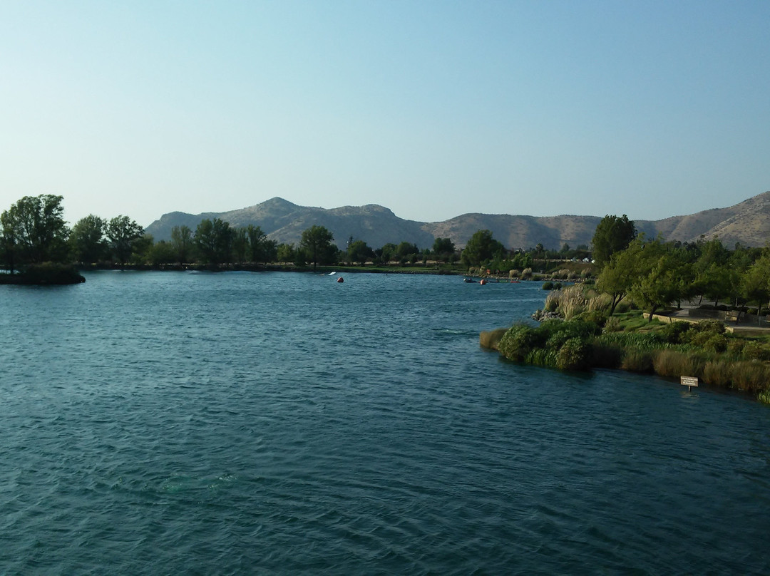 Laguna Piedra Roja景点图片