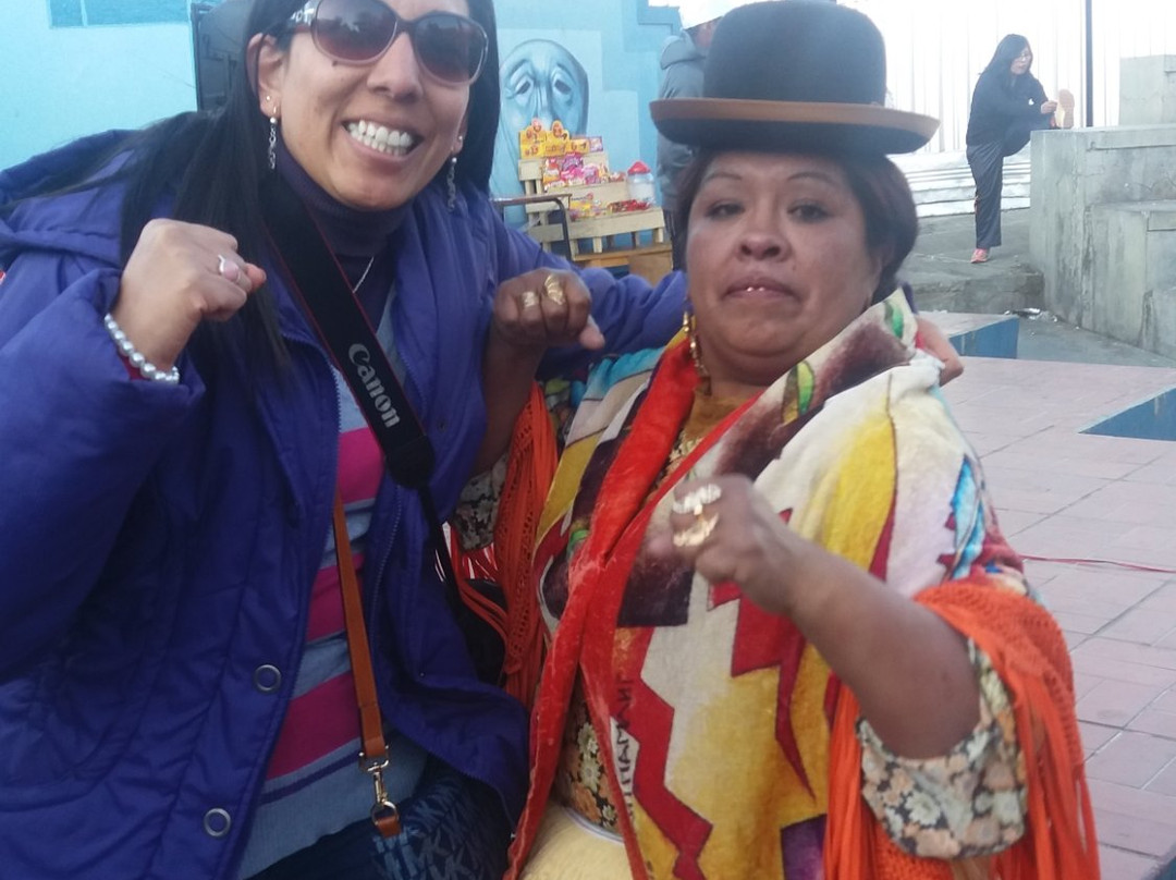 Cholitas Wrestling-拉巴斯必去景点