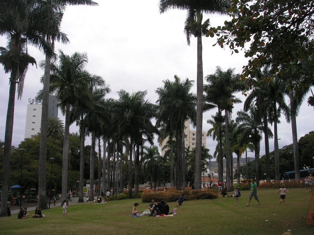 Praça Floriano Peixoto-贝洛哈里桑塔必去景点