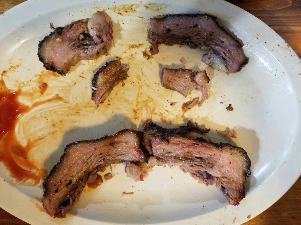 Middleburg餐馆和美食-4 Trees Smokehouse