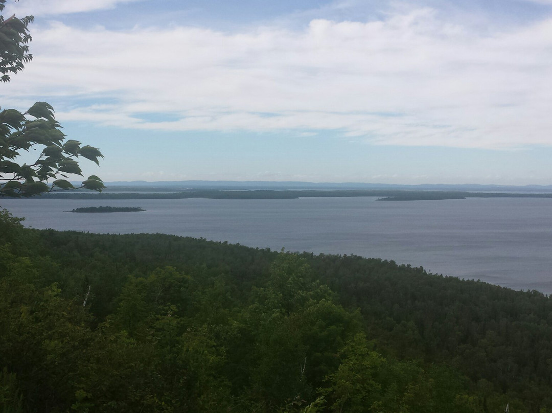 Ten Mile Point Trading Post-Sheguiandah必去景点