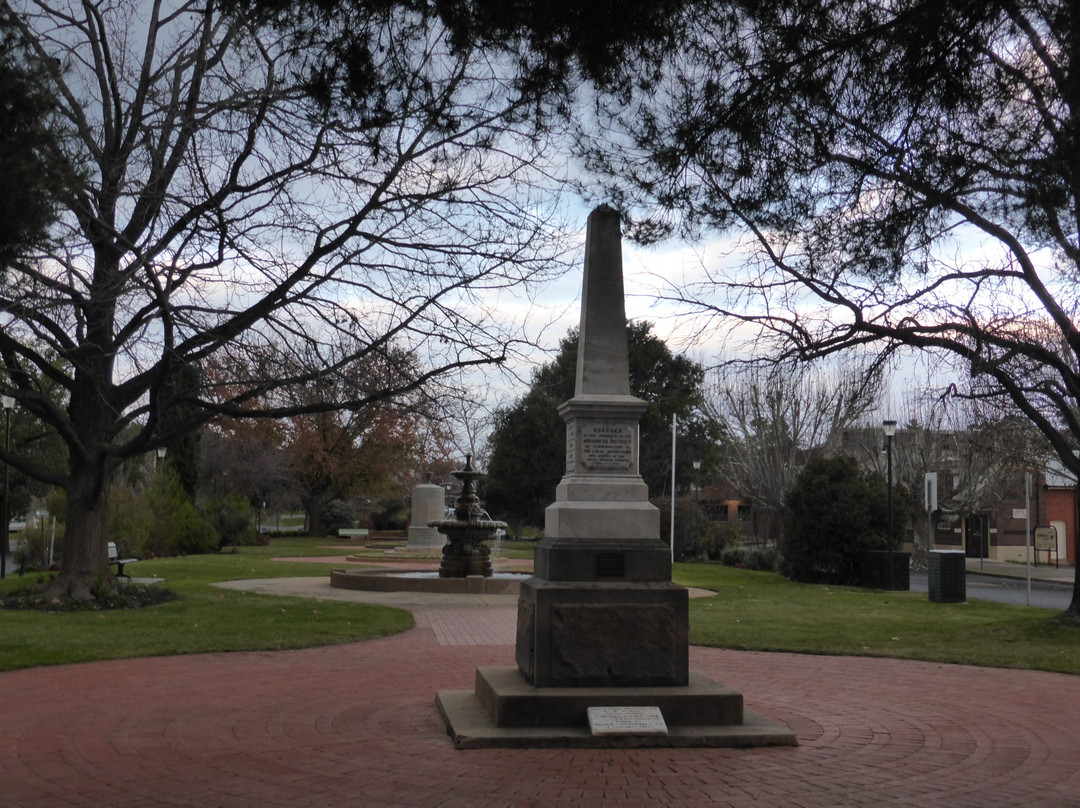 The Royal Doulton Hankinson Memorial Fountain景点图片