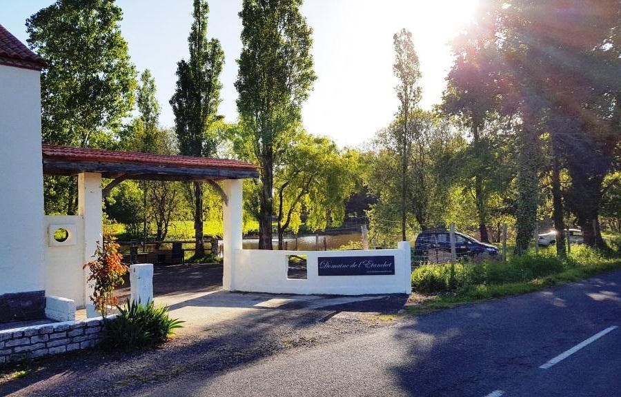 Domaine De L'Etanchet-官方