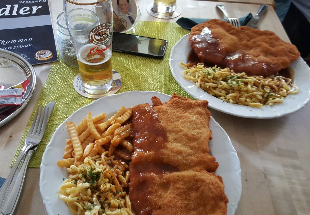 Elchingen餐馆和美食-Brasserie Adler