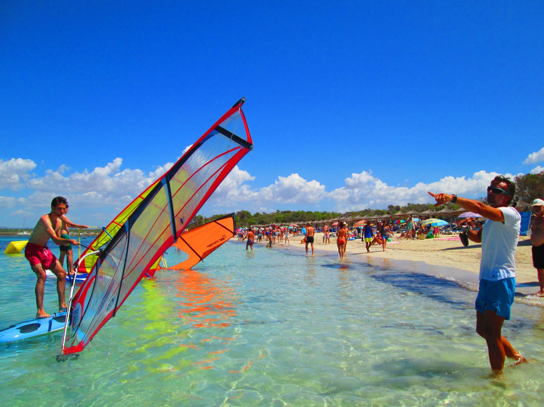 Sailing Center Katama-Colonia de Sant Jordi必去景点
