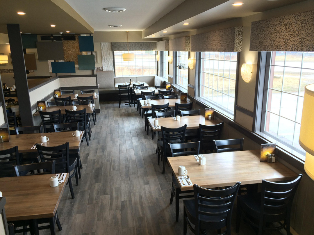 苏圣玛丽餐馆和美食-Sandro's Family Restaurant