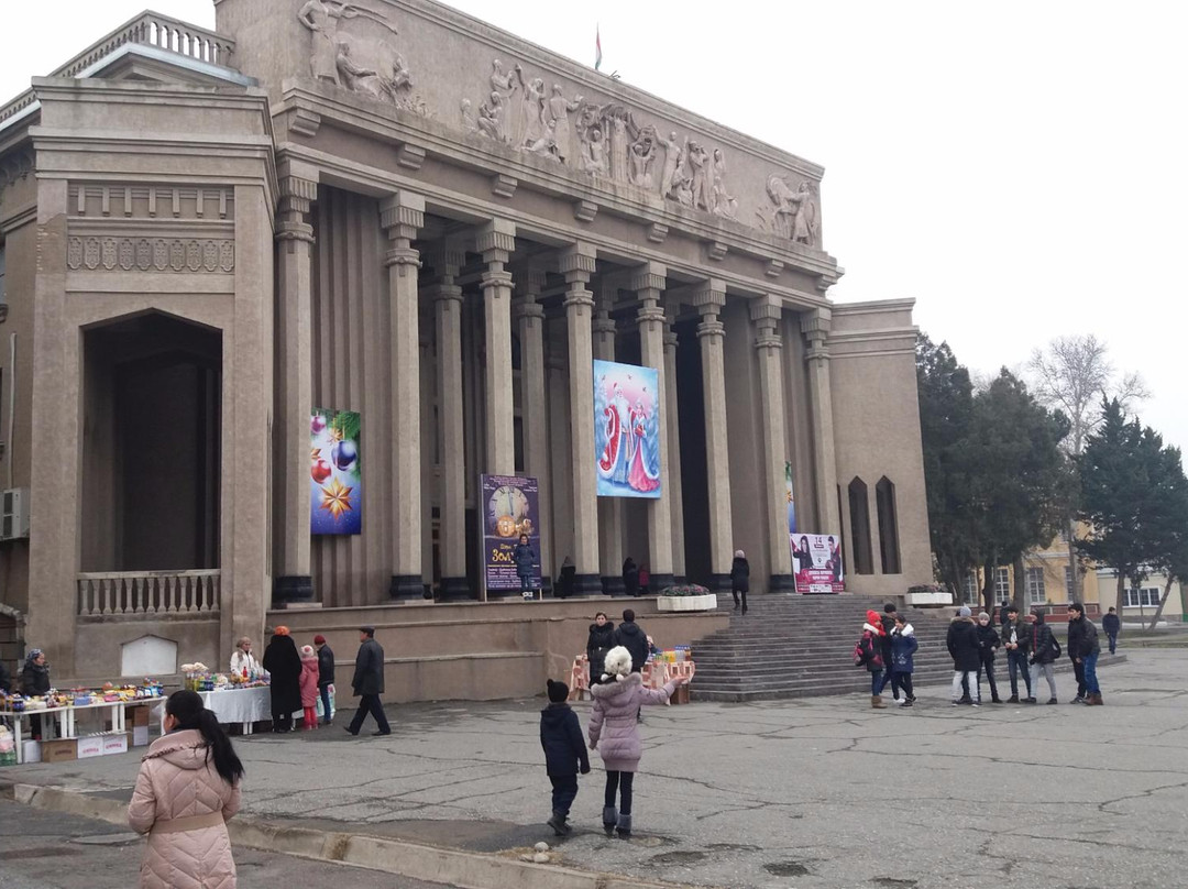 Tajikistan Musical and Drama Theater of Kamol Khudzhandi-苦盏必去景点