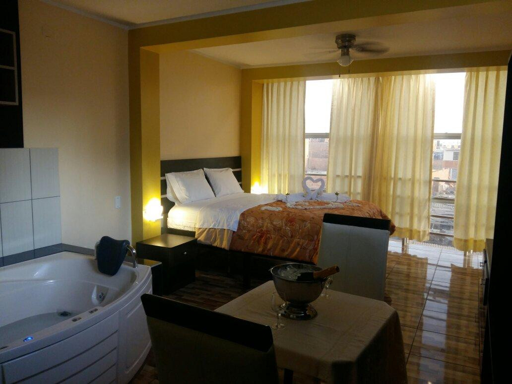 Hotel Emperador主图