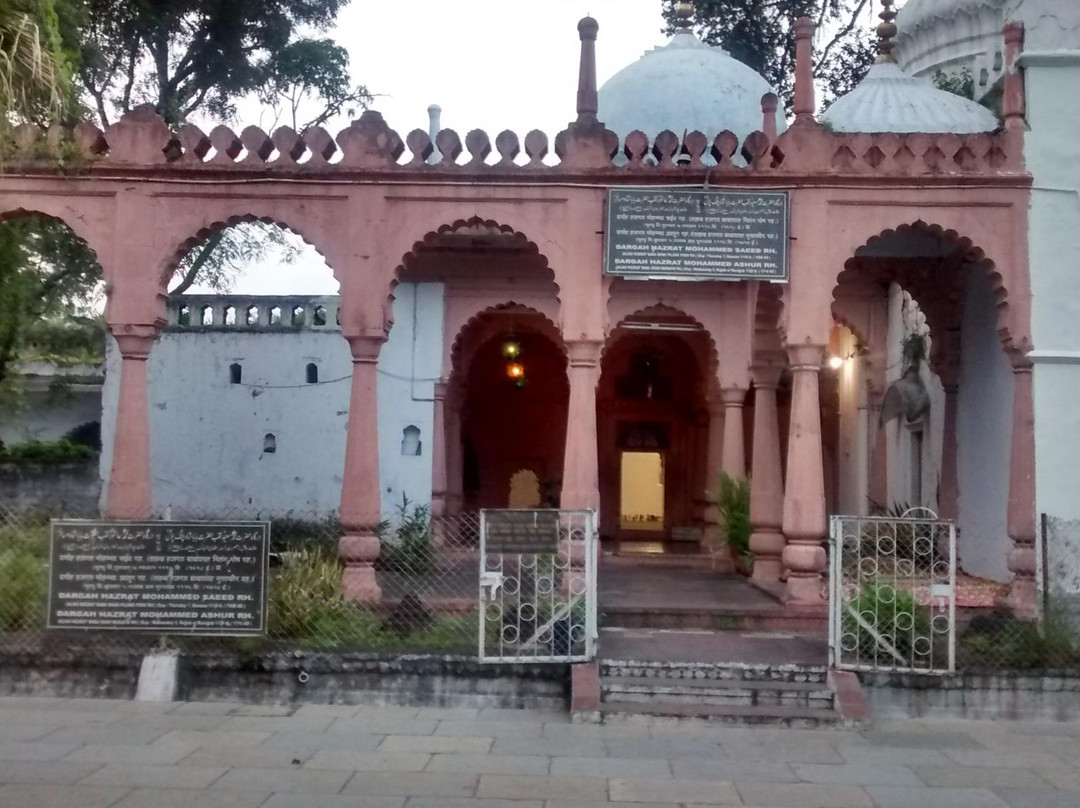 Dargah Baba Shah Muzafir景点图片
