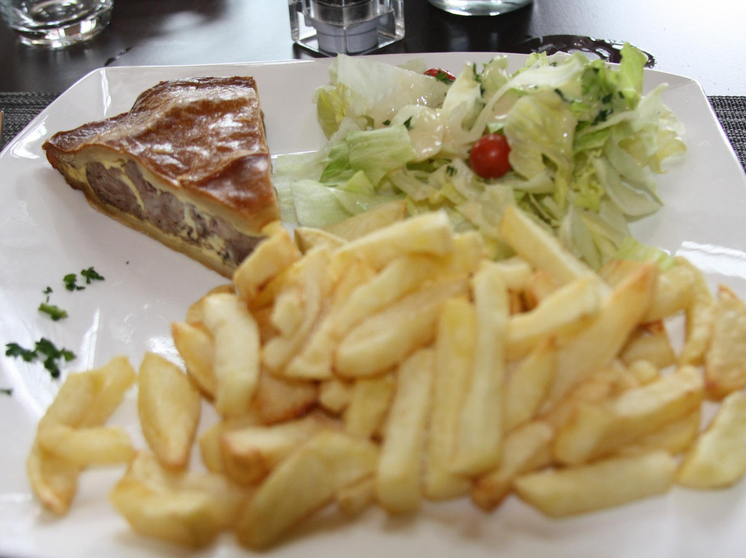 Laneuville-sur-Meuse餐馆和美食-L'Alcazar