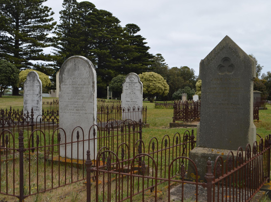Port Fairy Public Cemetery景点图片