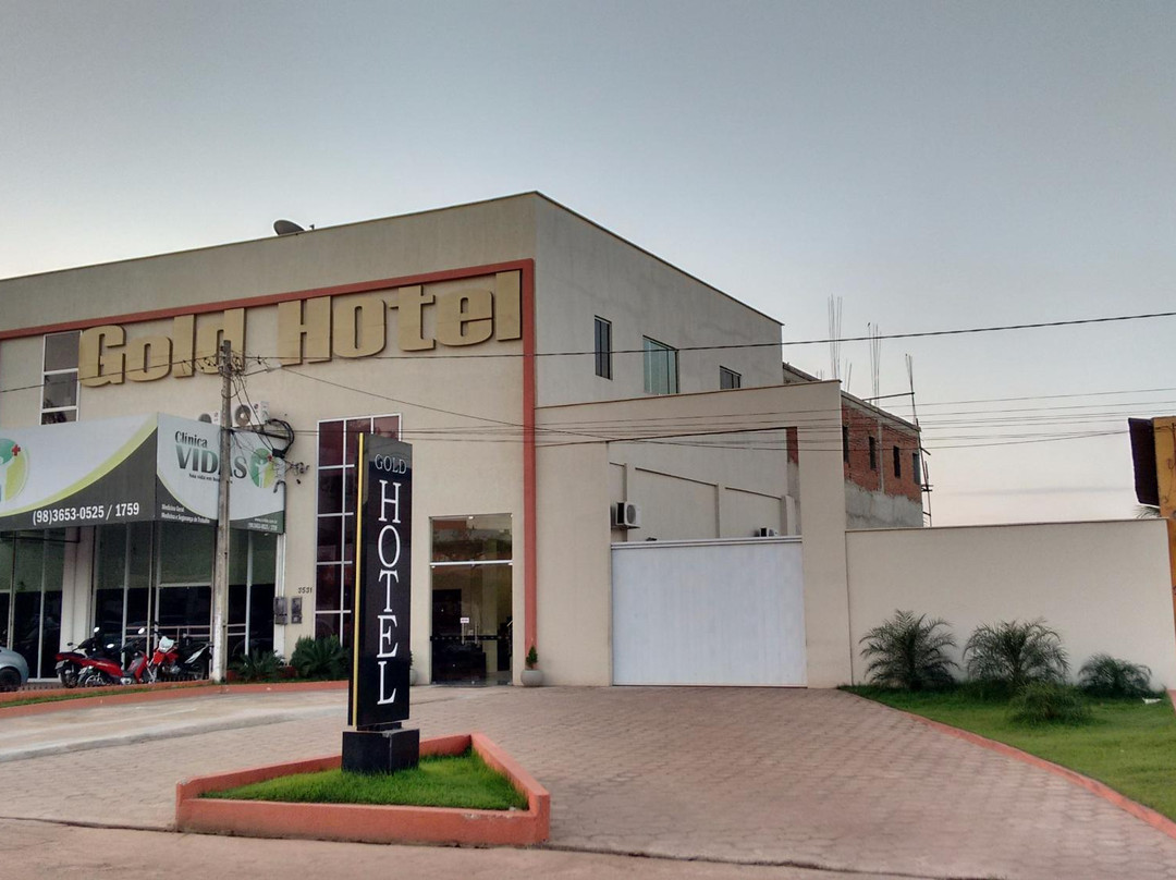 Gold Hotel