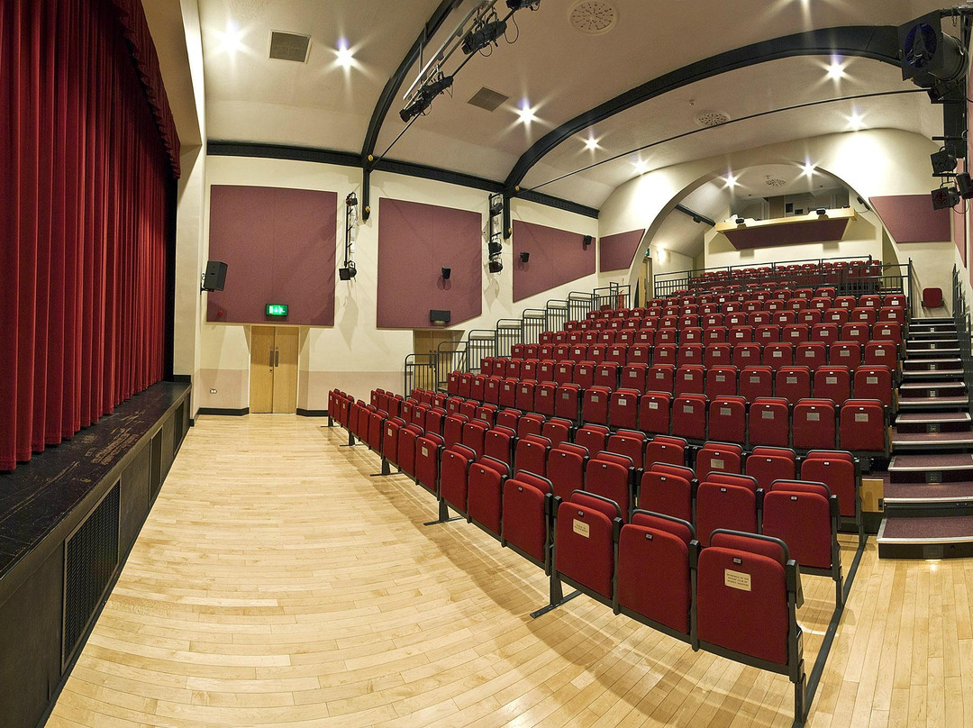 The Festival Drayton Centre景点图片