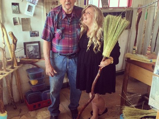 Davis Mt. Broom Shop-Fort Davis必去景点