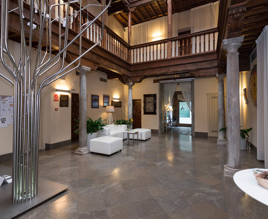 加纳特朝圣者酒店