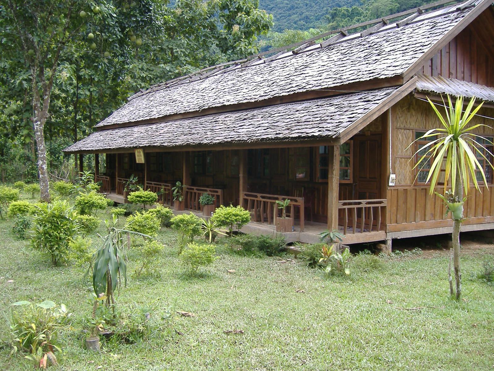 Aloune Mai Guesthouse-浴室