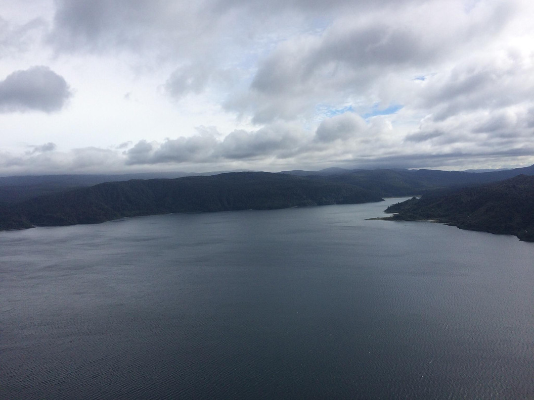 Lake Waikaremoana景点图片