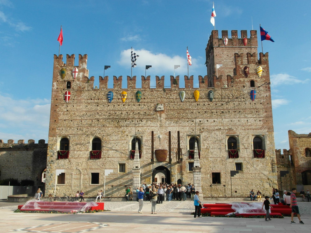 Castello Inferiore景点图片