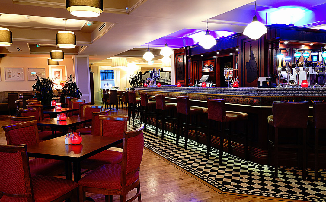 Titanic Bar and Grill