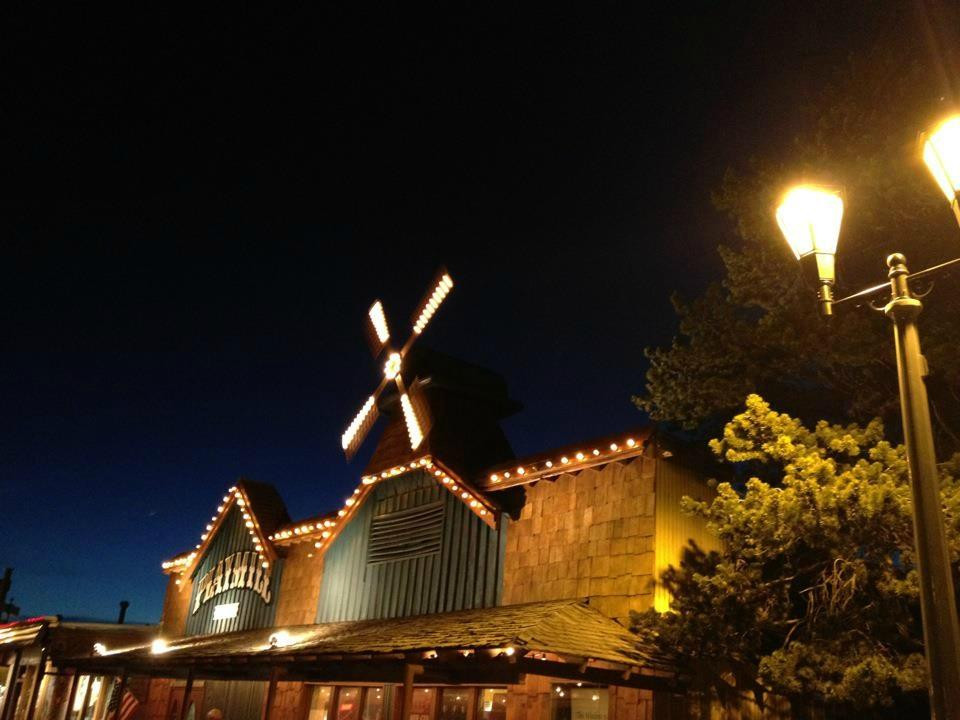 Playmill Theatre-西黄石镇必去景点