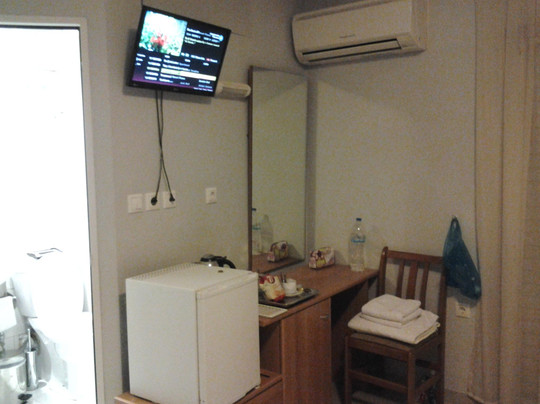 Zografou酒店住宿-温馨之家客栈