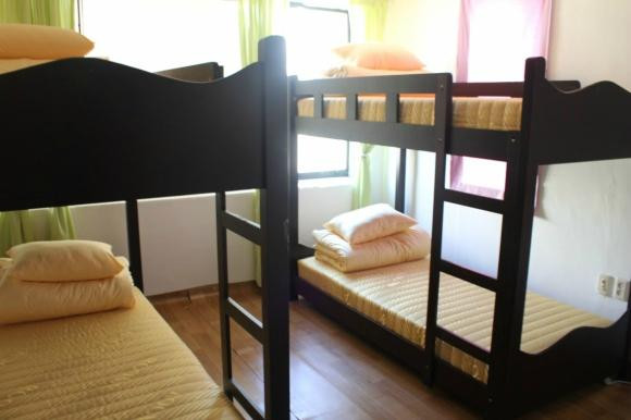 Nahbi Guest House for Backpackers