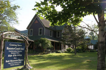 RoosterComb Inn主图