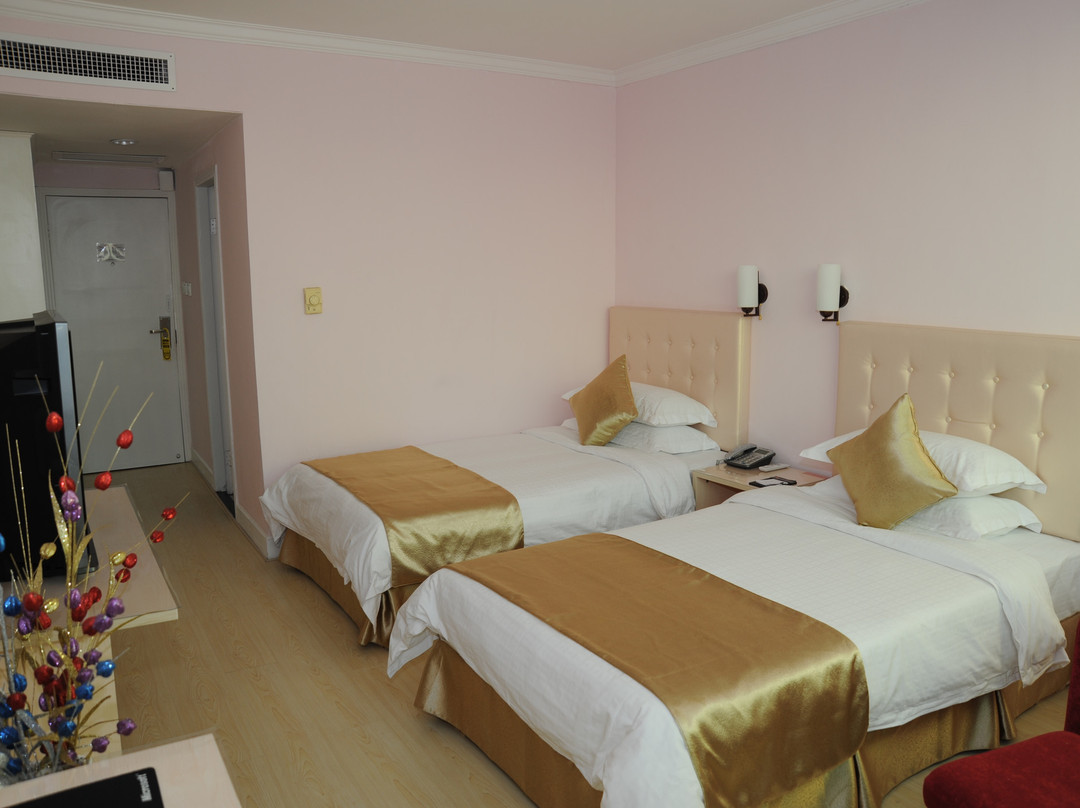 元天快乐时尚酒店主图