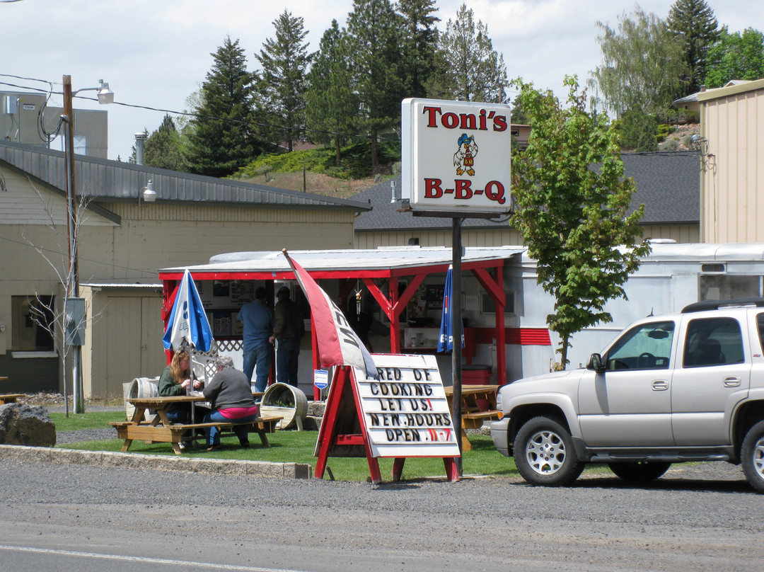 Prineville餐馆和美食-Toni's BBQ