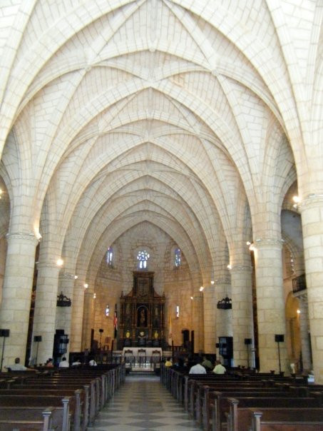 Basilica Cathedral of Santa Maria la Menor-圣多明哥必去景点