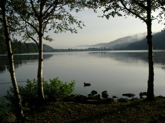 蒂蒂湖景点图片