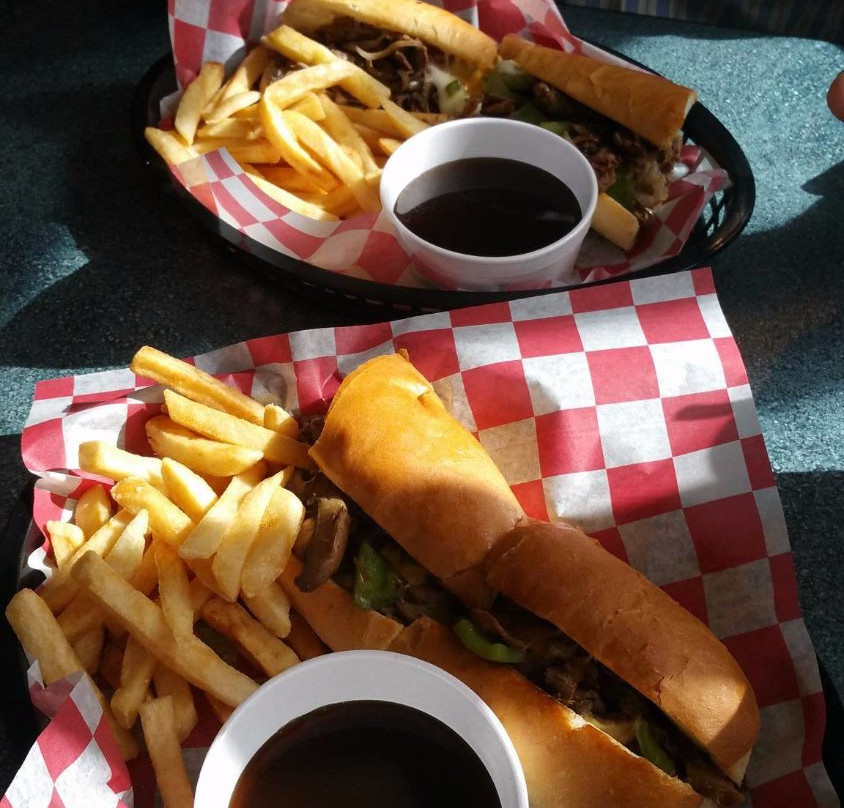 Pueblo West餐馆和美食-Deli Dave's