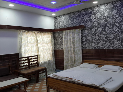 Dhaulpur酒店住宿-Hotel Gaurav